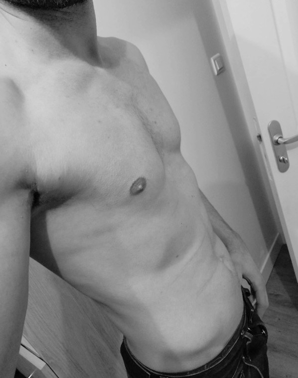 Noyan - Site rencontres gay à Zwischenflüh Profil de Noyan, 28 ans, Site rencontres gay à Zwischenflüh (Berne)