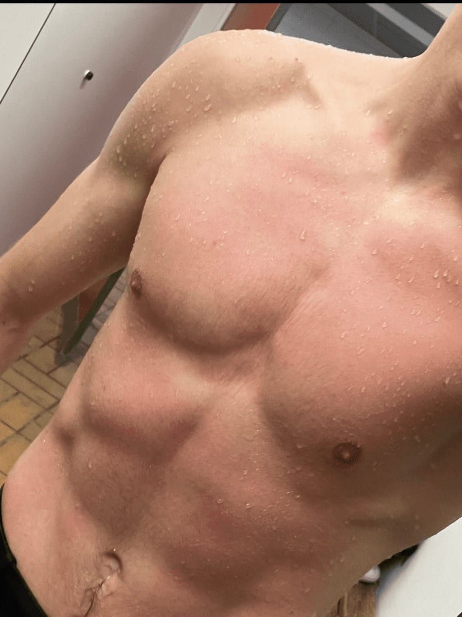 Silas - Site rencontres gay à Zwischenflüh Profil de Silas, 22 ans, Site rencontres gay à Zwischenflüh (Berne)